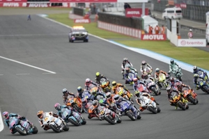 Daftar Pembalap Moto3 dan Moto2 2025: Lulus dari Rookies Cup, Valentin Perrone Gabung KTM Tech 3