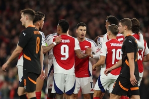 Usai Kalahkan Shakhtar Donetsk, Arsenal Siap Hadapi Liverpool Usai Kalahkan Shakhtar Donetsk, Arsenal Siap Hadapi Liverpool