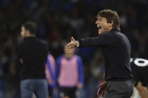 5 Kemenangan Beruntun Napoli-nya Antonio Conte