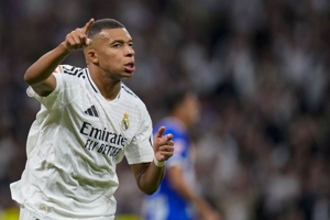 Real Madrid vs AC Milan: Mike Maignan Siap Tahan Serangan Kylan Mbappe Real Madrid vs AC Milan: Mike Maignan Siap Tahan Serangan Kylan Mbappe