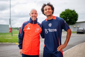 Ternyata Erik Ten Hag Kecewa dengan Perekrutan Joshua Zirkzee