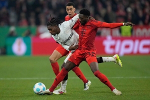 Hasil Bayern Munchen vs Bayer Leverkusen: Manuel Neuer Kartu Merah, Bayern Kalah 0-1 dan Tersingkir Hasil Bayern Munchen vs Bayer Leverkusen: Manuel Neuer Kartu Merah, Bayern Kalah 0-1 dan Tersingkir