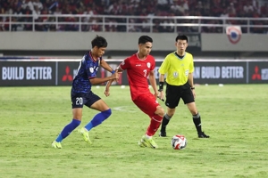 Momen-momen Menarik indonesia vs Laos: Bolanya Masuk Atau Keluar? Marceng Akhirnya Dikartu Merah