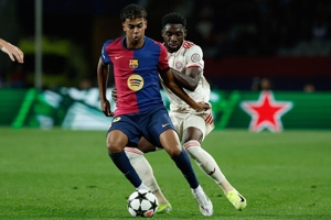 Alphonso Davies Tidak Tertarik Gabung Manchester United Alphonso Davies Tidak Tertarik Gabung Manchester United