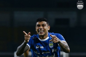 Syahdu! Ciro Alves Selebrasi Joget Sadbor usai Cetak Gol Salto untuk Persib ke Gawang Malut United di BRI Liga 1