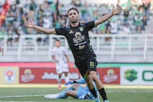 Persebaya Bakal Pulangkan Ze Valente dari Persik Kediri Persebaya Bakal Pulangkan Ze Valente dari Persik Kediri