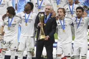 Carlo Ancelotti Resmi Jadi Pelatih Tersukses Real Madrid Setelah Juara FIFA Intercontinental Cup