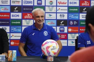 Arema FC Putuskan Berpisah dengan Sang Pelatih, Joel Cornelli