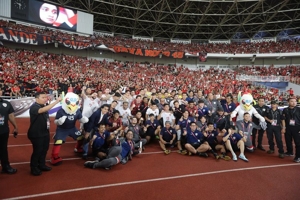 Erick Thohir Pastikan Laga Timnas Indonesia Vs Bahrain Tetap Digelar di Tanah Air Usai Bertemu Sekjen FC, Permintaan Lawan Ditolak Erick Thohir Pastikan Laga Timnas Indonesia Vs Bahrain Tetap Digelar di Tanah Air Usai Bertemu Sekjen FC, Permintaan Lawan Ditolak