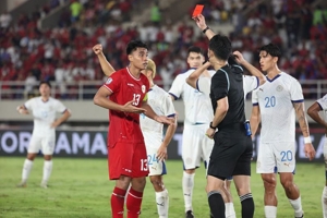 Momen-momen Menarik Indonesia vs Filipina: Sikut Maut Ferarri, Sedihnya Dony Tri, Cahya Sibuk Bikin Penyelamatan