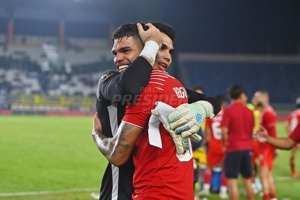 Bursa Transfer Paruh Musim BRI Liga 1: Rumor Kepindahan Kiper Timnas Indonesia ke Madura United Dibantah! Bursa Transfer Paruh Musim BRI Liga 1: Rumor Kepindahan Kiper Timnas Indonesia ke Madura United Dibantah!
