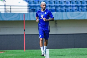 Pujian Tyronne del Pino Pada Ciro Alves & David da Silva di Persib: Monster!