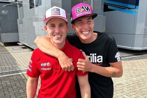 Aleix Espargaro Ngaku Sempat Pinjam Uang dari Adik Gara-Gara Nganggur Tak Bisa Balapan, Cuma Jadi Asisten