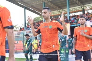 Daftar Lengkap Klub Lolos 8 Besar Liga 2 2024/2025: Drama di Laga Deltras vs Persibo!