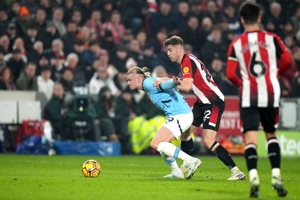 Hasil Brentford vs Manchester City: Skor 2-2