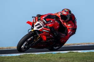 Hasil Race 2 WorldSBK Australia 2025: 6 Ducati Berkuasa, Nicolo Bulega Sukses Sabet Hat-trick Kemenangan