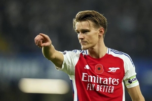 Rapor Pemain Arsenal yang Sukses Curi Poin di Markas Chelsea: Odegaard Bersinar, Saka Cedera