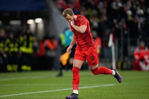 Hasil Bayern Munchen vs Augsburg: Hattrick Harry Kane Bawa Timnya Menang 3-0