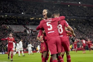 Liverpool Tak Tertandingi