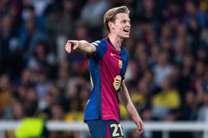 Lagi, Hansi Flick Tegaskan Frenkie De Jong Tidak akan Dilepas Barcelona