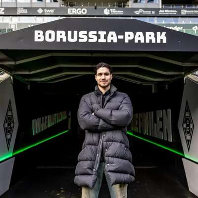 Bek Timnas Indonesia, Kevin Diks, yang memperkuat Copenhagen FC resmi gabung klub Bundesliga, Borussia Monchengladbach, mulai musim depan. Kepastian transfer itu diumumkan Minggu (26/1/2025). (X/Borussia Gladbach)