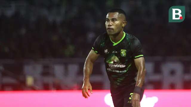 Bek kanan Persebaya Surabaya, Ardi Idrus. (Bola.com/Aditya Wany)