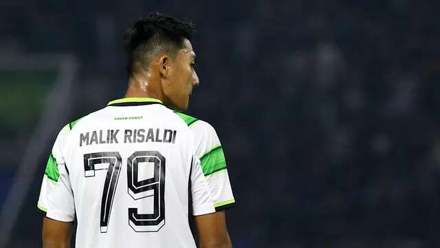Pemain anyar Persebaya, Malik Risaldi. (Dokumentasi Persebaya)