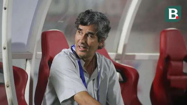 Pelatih Bali United, Stefano Cugurra. (Bola.com/Alit Binawan)