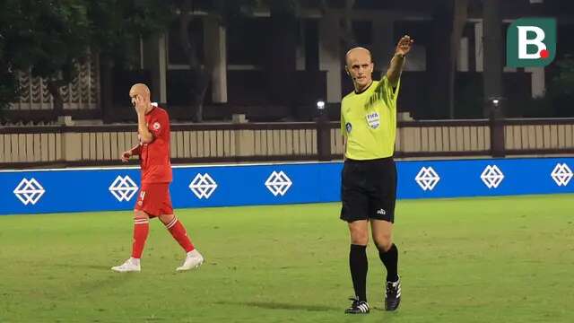 Kehadiran wasit asing ini bertujuan untuk meningkatkan kualitas pengawasan dan penegakan aturan permainan. (Bola.com/M iqbal Ichsan)