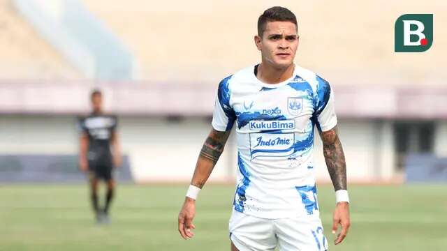 Pemain PSIS Semarang, Paulo Gali Freitas saat melawan Dewa United pada laga pekan ke-8 BRI Liga 1 2023/2024 di Stadion Indomilk Arena, Tangerang, Senin (14/8/2023). PSIS Semarang menang telak 4-1 atas Dewa United. (Bola.com/M Iqbal Ichsan)