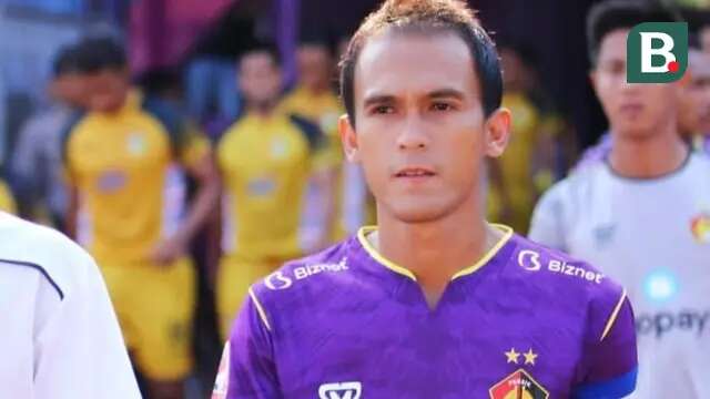 Faris Aditama kini dipanggil Pak Lik (paman) oleh rekan setim di Persik sebagai bentuk hormat senioritas. (Bola.com/Gatot Sumitro)