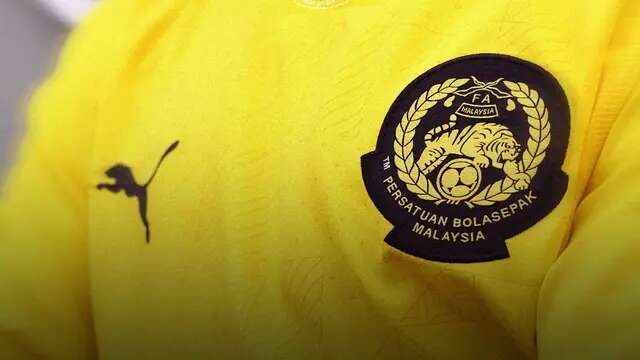 lustrasi Asosiasi Sepak Bola Malaysia (FAM), Timnas Malaysia. (Bola.com/ X FA Malaysia)