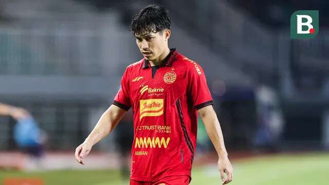 Ryo Matsumura saat Persija Jakarta bertanding melawan Semen Padang pada pekan ke-30 Liga 1 2024/2025 di Stadion Pakansari, Kabupaten Bogor, Minggu (27/4/2025). (Bola.com/Abdul Aziz)