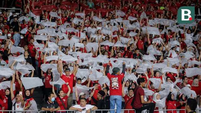Timnas Indonesia memecahkan rekor penonton di putaran ketiga Kualifikasi Piala Dunia 2026 ketika melawan Australia. Sebanyak 70.059 suporter memadati SUGBK. (Bola.com/Bagaskara Lazuardi)