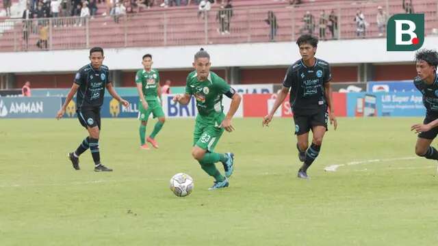 Kapten PSS Sleman, Kim Jeffrey Kurniawan. (Bola.com/Ana Dewi)