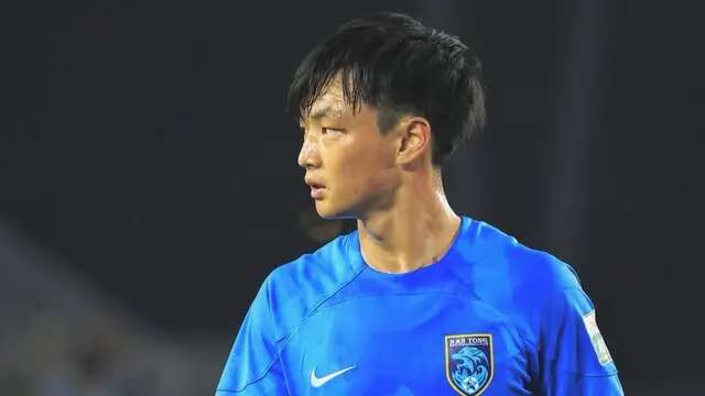 Gelandang China, Yang Mingyang. (Bola.com/Dok.Instagram Yang Mingyang).