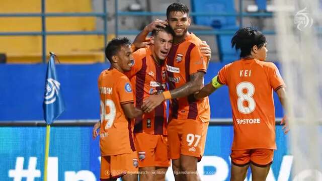 Borneo FC dalam pertandingan melawan Malut United di Liga 1 2024/2025. (Dok. Liga Indonesia Baru)