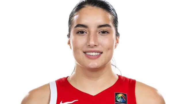 Aislinn Konig, pebasket Kanada juga istri pemain Timnas Indonesia, Sandy Walsh. (basketball.ca)
