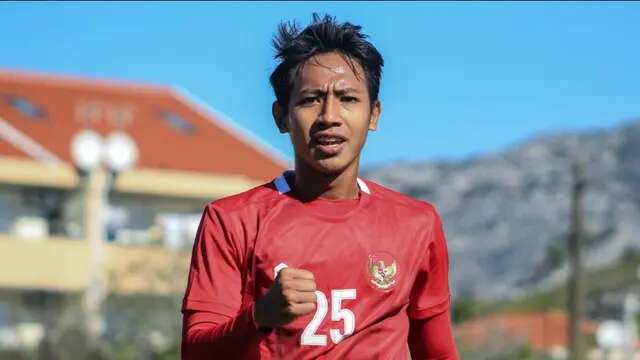 Gelandang Timnas Indonesia U-19, Beckam Putra, menyebut kunci kemenangan 4-0 yang diraih atas Hajduk Split adalah kerja keras dan menjalankan instruksi pelatih dengan baik. (dok. PSSI)