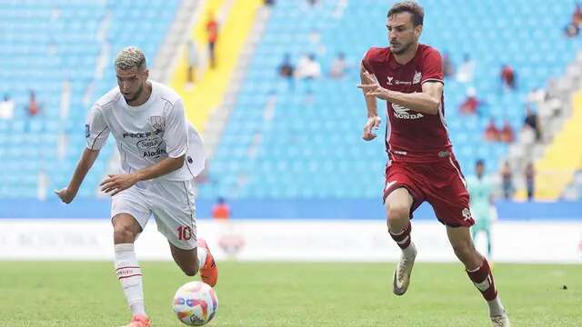 Striker PSM Makassar Nermin Haljeta jadi bintang di laga BRI Liga 1 melawan Persis Solo. (Dok PSM Makassar)