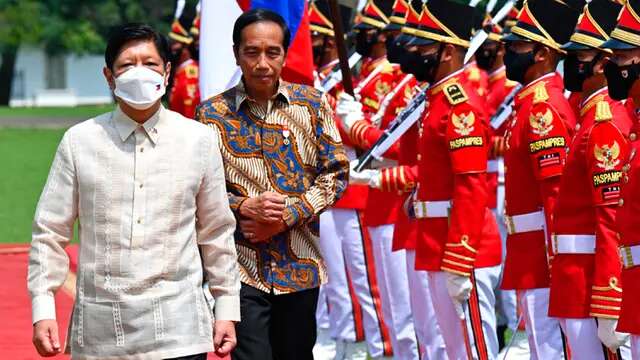 Presiden Indonesia ke-7 Joko Widodo atau Jokowi (kanan). (Adek Berry/ Pool Photo via AP)