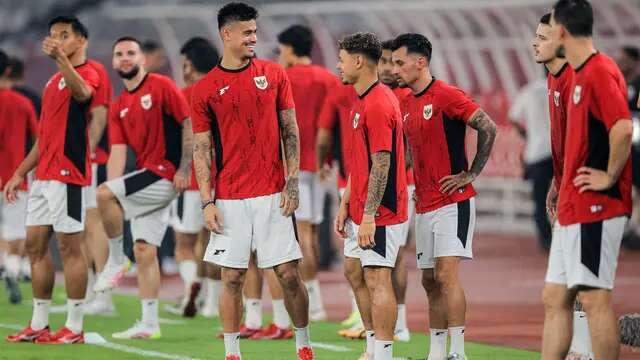 Official training Timnas Indonesia jelang pertandingan melawan China di SUGBK, Jakarta, Rabu (4-6-2025). (Bola.com/Bagaskara Lazuardi)