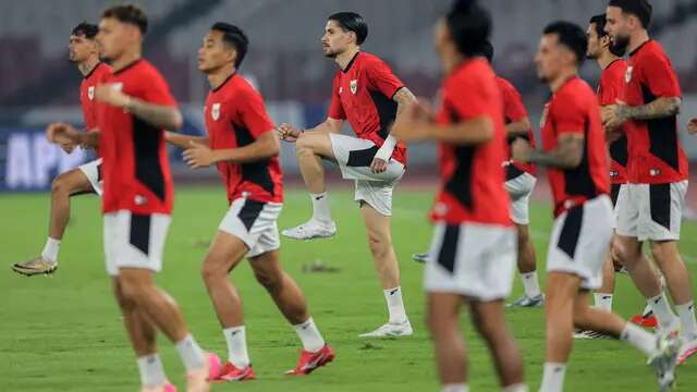 Official training Timnas Indonesia jelang pertandingan melawan China di SUGBK, Jakarta, Rabu (4-6-2025). (Bola.com/Bagaskara Lazuardi)