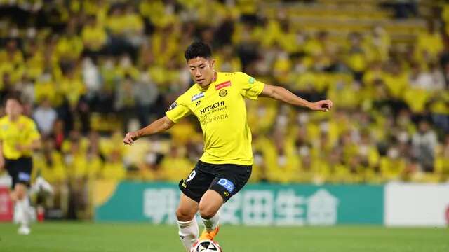 Penyerang Kashiwa Reysol, Mao Hosoya. (Bola.com/J1 League)