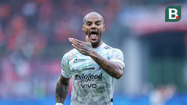 Pemain Persib Bandung, David da Silva mencetak gol penyama kedudukan 2-2 ke gawang Persija Jakarta dalam laga lanjutan BRI Liga 1 2024/2025 di Stadion Patriot Candrabhaga, Bekasi, Minggu (16/02/2025). (Bola.com/M Iqbal Ichsan)