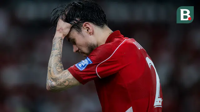 Kevin Diks tampil solid ketika Timnas Indonesia membungkam Bahrain dengan skor 1-0 pada laga kedelapan putaran ketiga Grup C kualifikasi Piala Dunia 2026 di Stadion Utama Gelora Bung Karno, Jakarta, Selasa (25/3/2025) malam WIB. (Bola.com/Bagaskara Lazuardi)