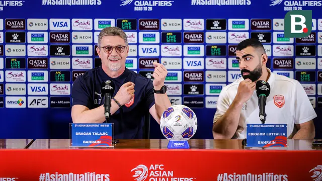 Pelatih Timnas Bahrain, Dragan Talajic, dalam sesi jumpa pers Bahrain kontra Timnas Indonesia di Stadion Utama Gelora Bung Karno (SUGBK), Jakarta Pusat, pada Senin (24/3/2025) malam WIB. (Bola.com/Bagaskara Lazuardi)