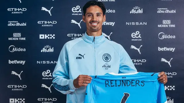 Tijjani Reijnders bakal menggunakan nomor 4 bersama Man City di ajang Piala Dunia Antarklub 2025. (X/Manchester City)