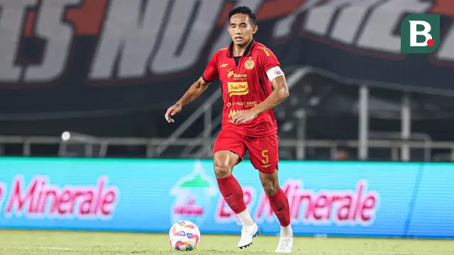 Rizky Ridho saat Persija Jakarta bertanding melawan Semen Padang pekan ke-30 Liga 1 2024/2025 di Stadion Pakansari, Kabupaten Bogor, Minggu (27/4/2025). (Bola.com/Abdul Aziz)