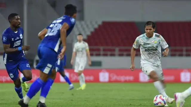 Gelandang Persib Bandung, Adam Alis. (dok. Instagram Adam Alis)